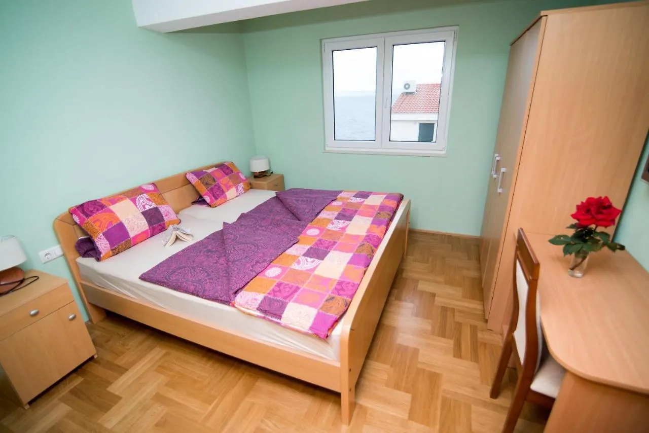 Villa Miki Trogir 0*,  Croatia
