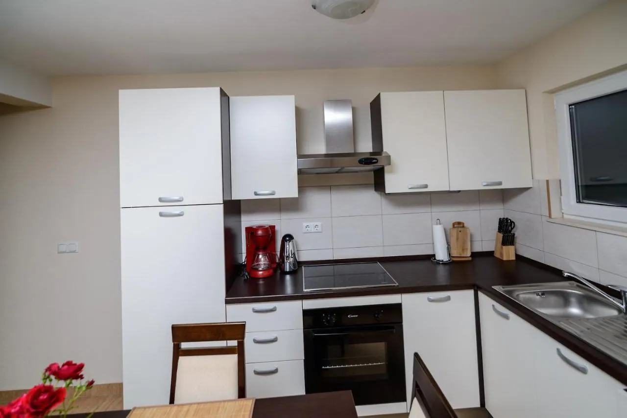 Apartment Villa Miki Trogir