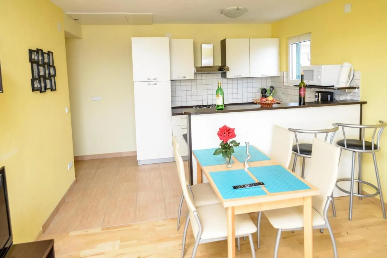 Apartment Villa Miki Trogir